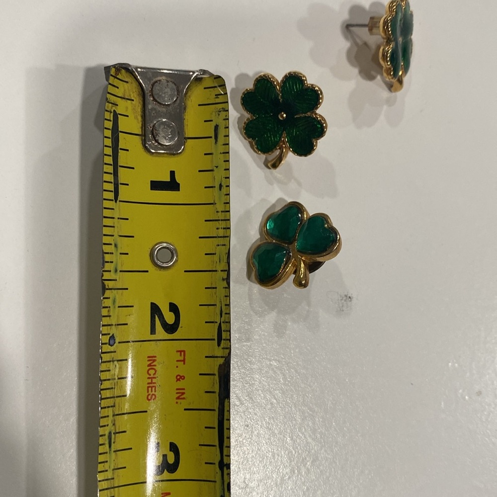 AVON Vintage Gold Tone Shamrock Earrings with bonus BROOCH Pin - Picture 7 of 9